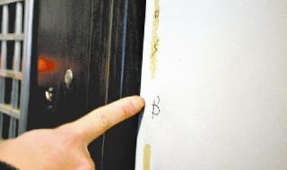 小偷踩点记号 小偷踩点记号